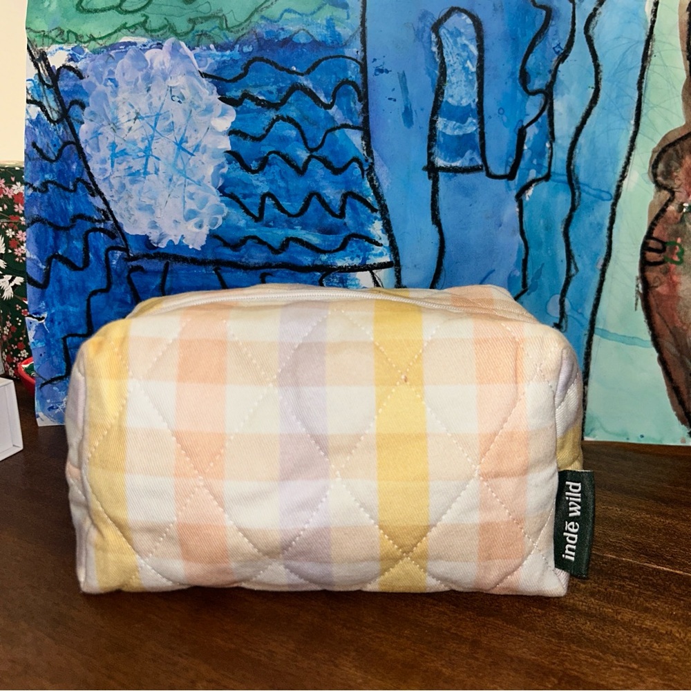 Chic Plaid Cosmetic Bag in Yellow and Cream